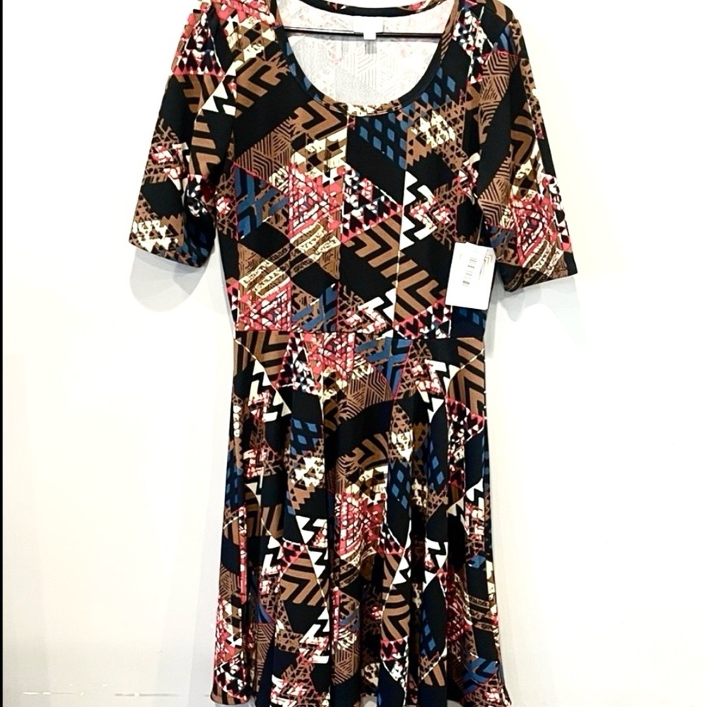 LuLaRoe Geometric Short Sleeve Brown and Red Nicole Dress Women’s Size 2XL NWT